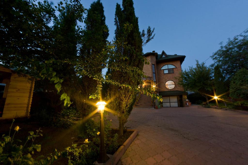 Villa Rosa Gomel Eksteriør bilde